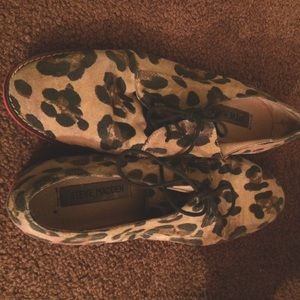 Steve Madden cheetah loafers size 8.5 